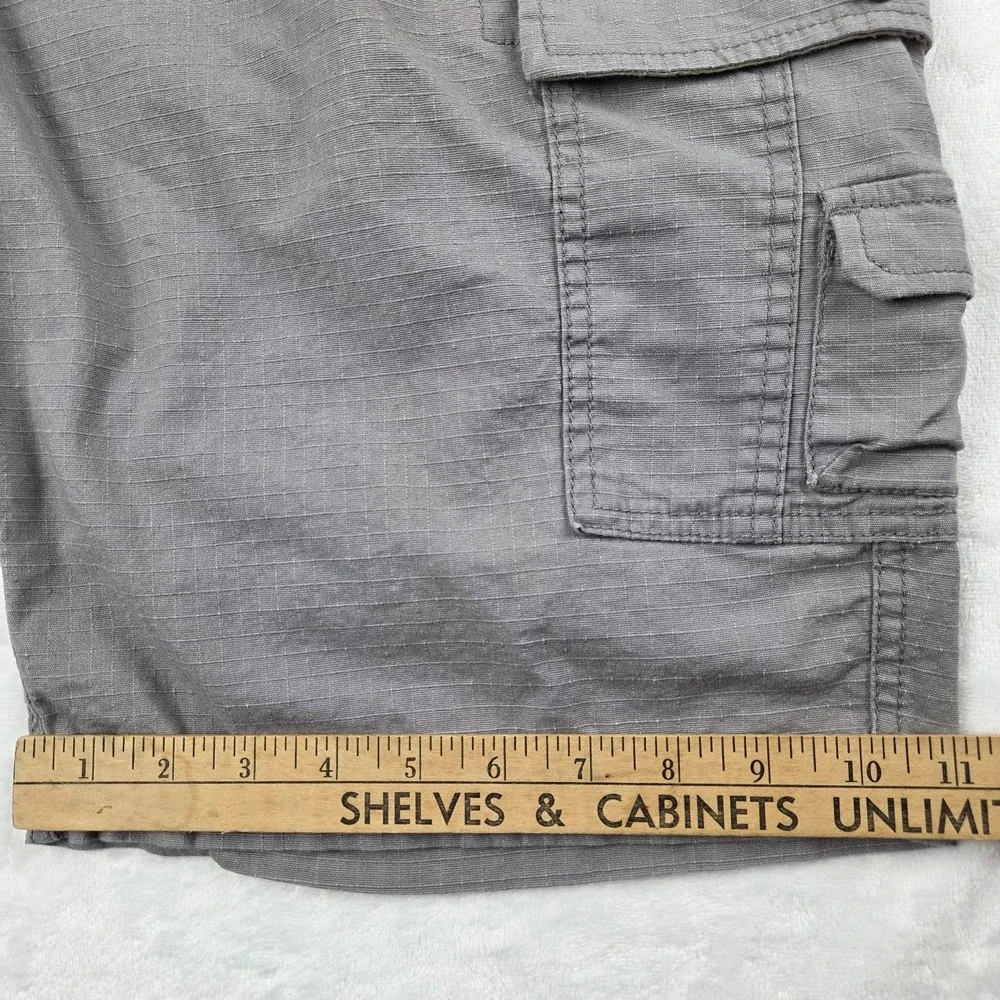 WearFirst Cargo Shorts Mens 38 Gray Ripstop Multi-Pocket Casual Excellent